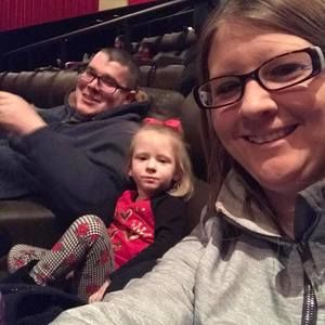 Meet your Posher, Courtney